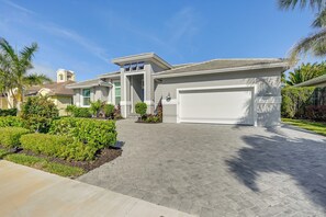 Interior - < 2 Mi to Marco Beach: Luxe Home w/ Outdoor Oasis (Marco Island)