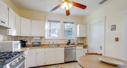 1 Mi to East Falls Station: Home w/ Office!