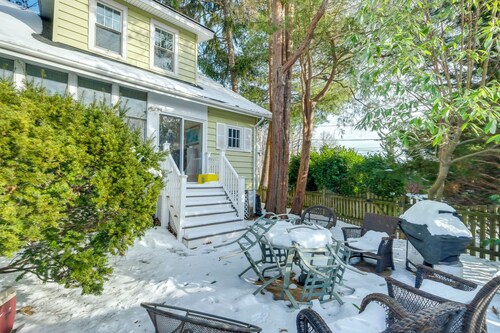 1 Mi to East Falls Station: Home w/ Office!