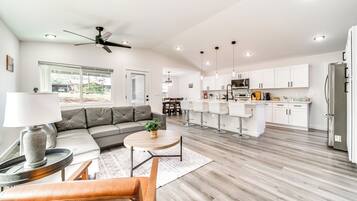 Nhà (3 Bedrooms) | Nội thất