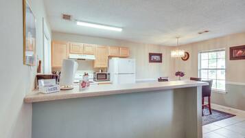 Apartment (1 Bedroom) | Interior