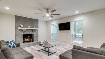 Téléviseur à écran plat