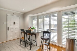 Apartment (2 Bedrooms) | Interior - 12 Mi to Downtown Dallas: Irving Condo w/ Balcony (Irving)