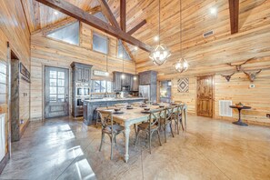 House (5 Bedrooms) | Interior - Hot Tub & Game Room: Spacious Cabin in Broken Bow! (Broken Bow)