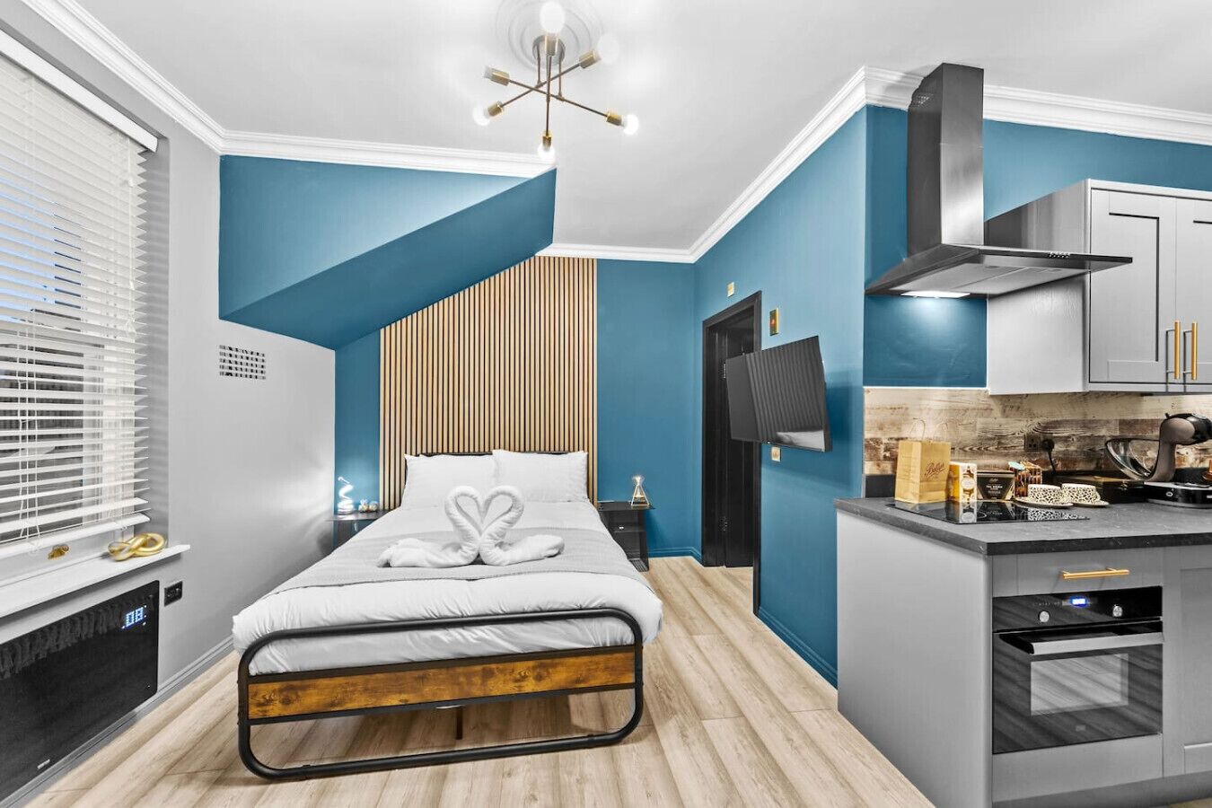 1 soverom, strykejern/-brett, wi-fi og sengetøy