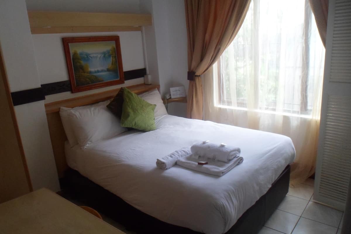 Basic Single Room