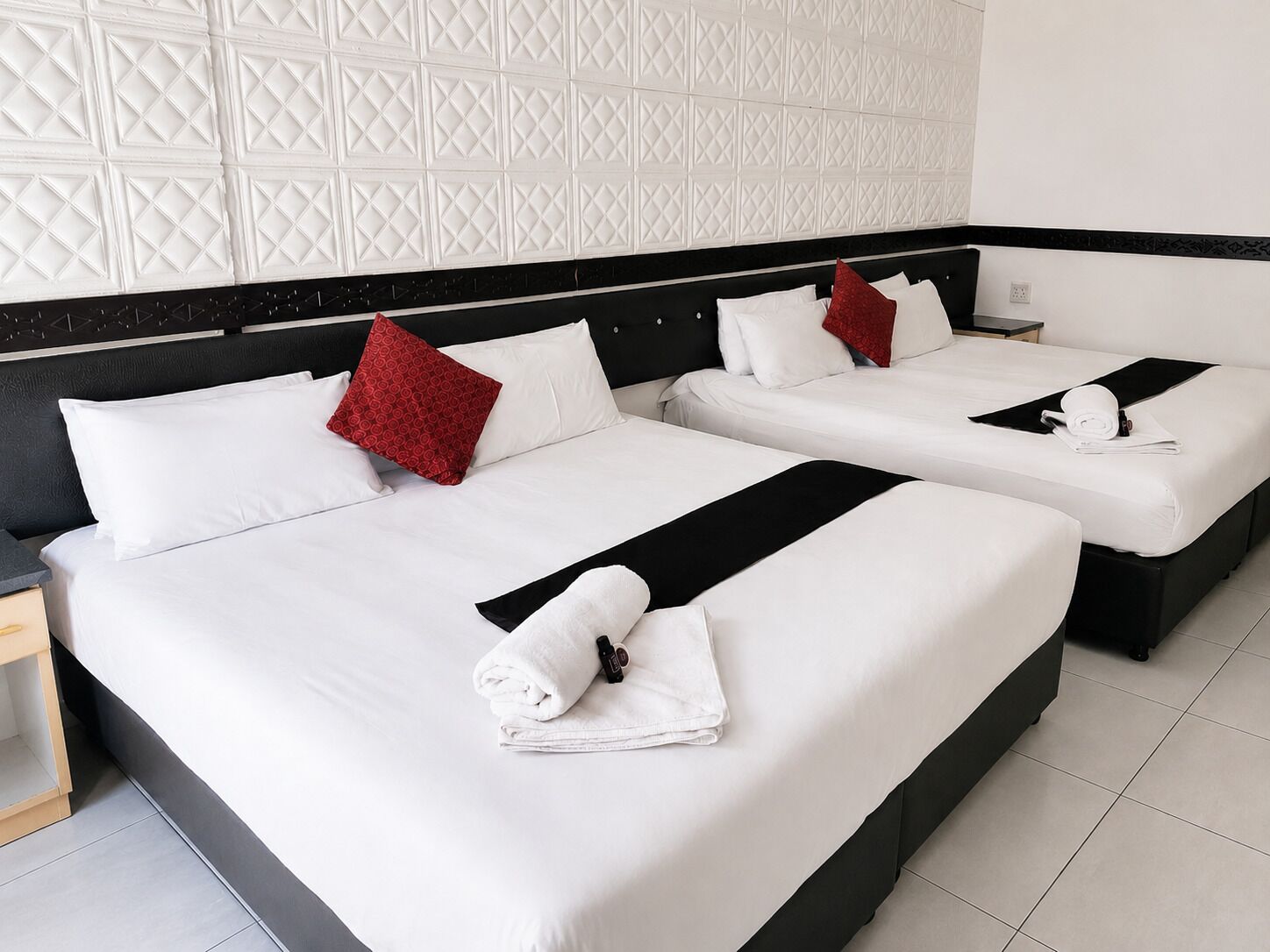 Family Quadruple Room | In-room safe, desk, laptop workspace, blackout drapes