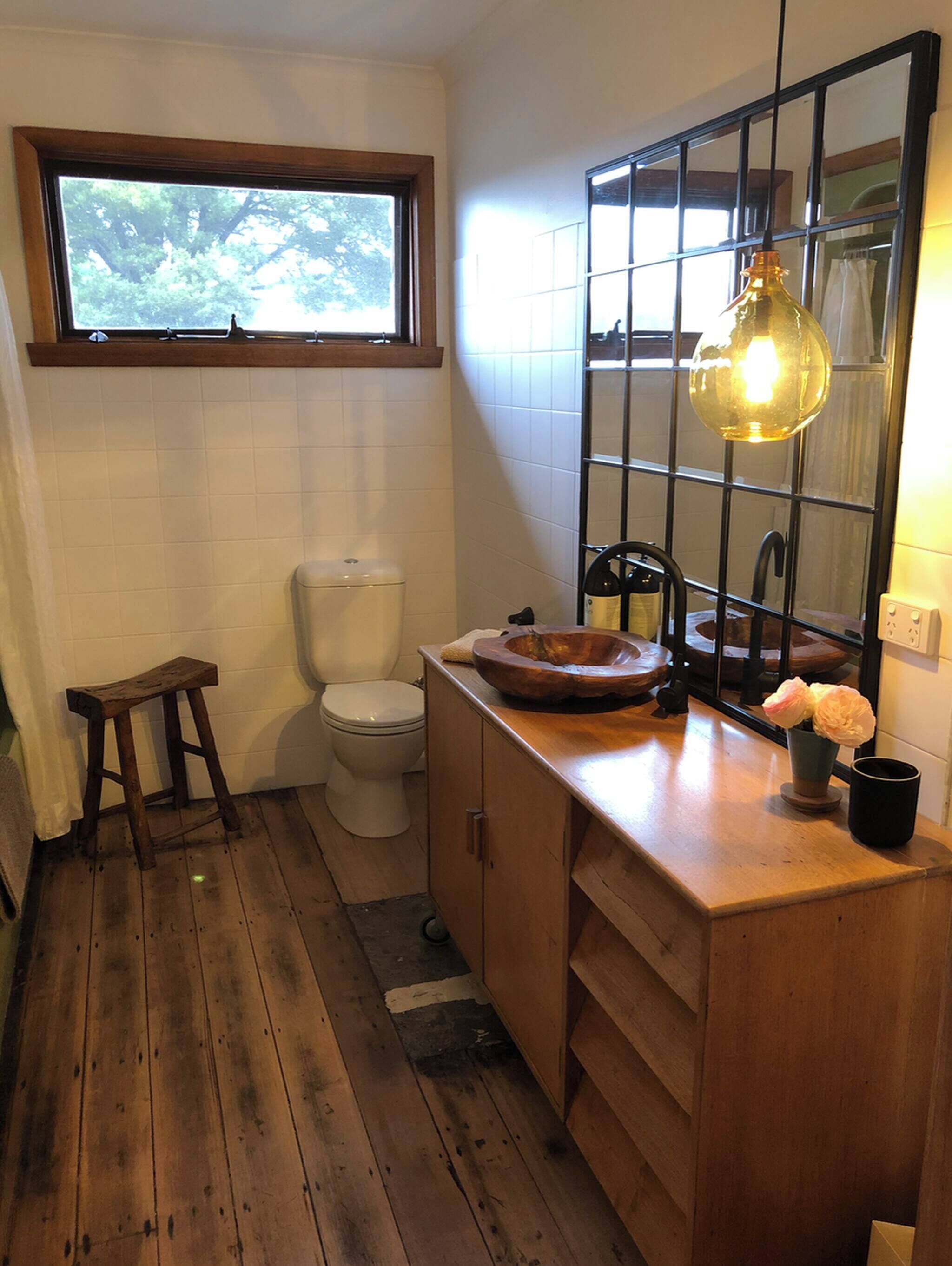 Room, 1 Bedroom, Patio, Garden View | Bathroom
