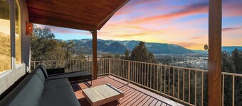 Secluded Home on 3 Acres + Stunning Views | 10 Miles to Downtown DGO