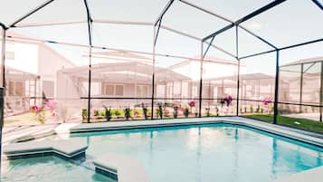 House | 7 bedrooms, Internet