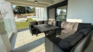 Unclassified image, 5 of 32, button - Villa Joana by Halkidiki Villas (Kassandra)