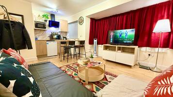 Apartment | Living area