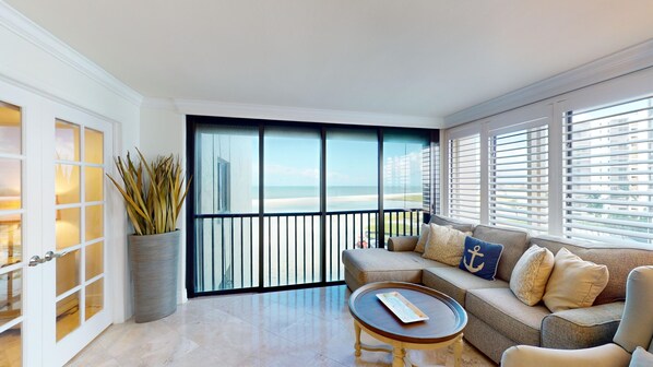 Living area - Sandarac 502b: Beachfront 3br Condo W/ Pool & Views 3 Bedroom Condo (Fort Myers Beach)
