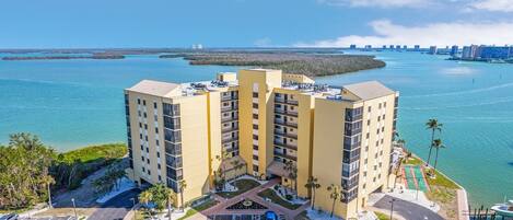 Condo, 2 chambres | Extérieur