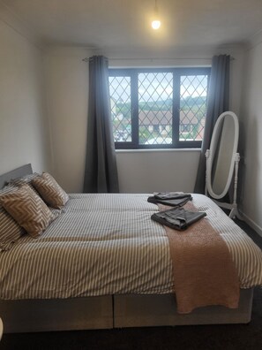 4 quartos, Wi-Fi, roupa de cama