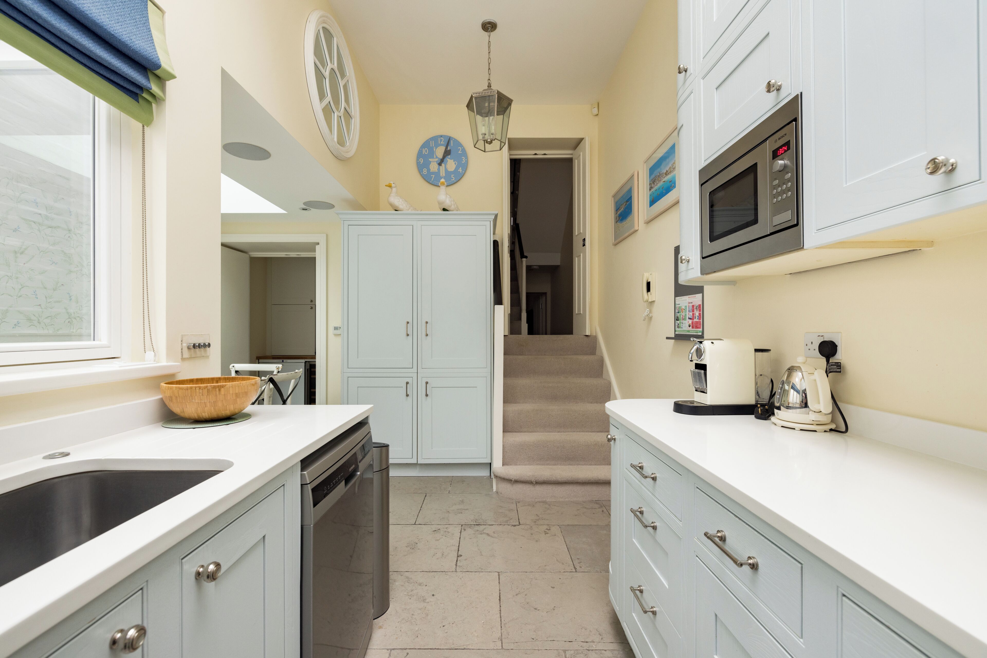 House (4 Bedrooms) | Private kitchen | Fridge, microwave, oven, dishwasher