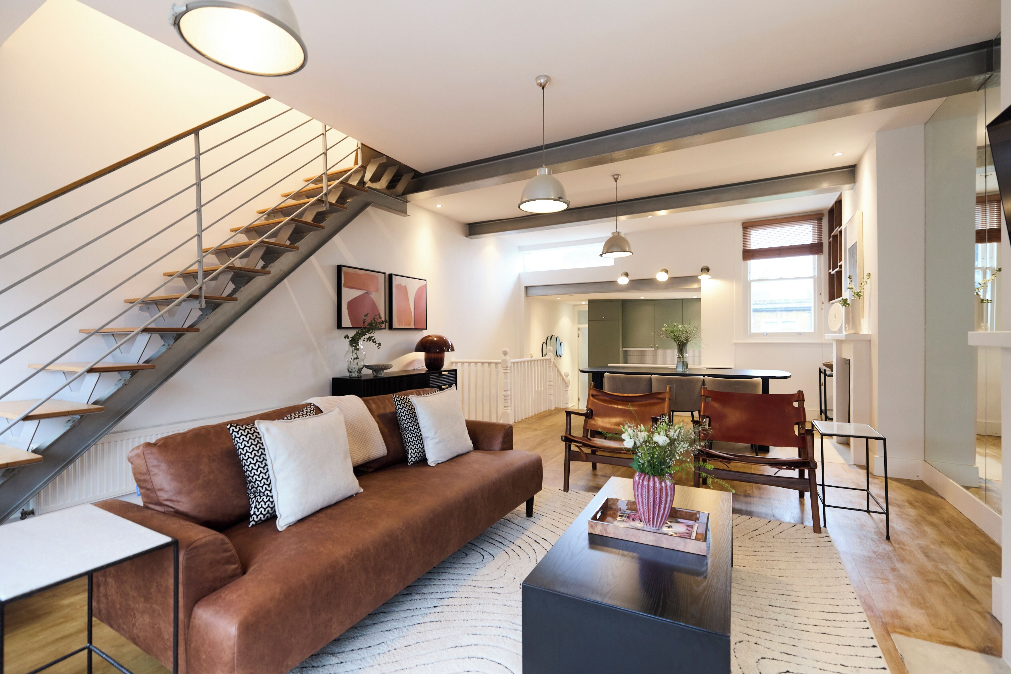 아파트 (2 Bedrooms) | 거실 공간