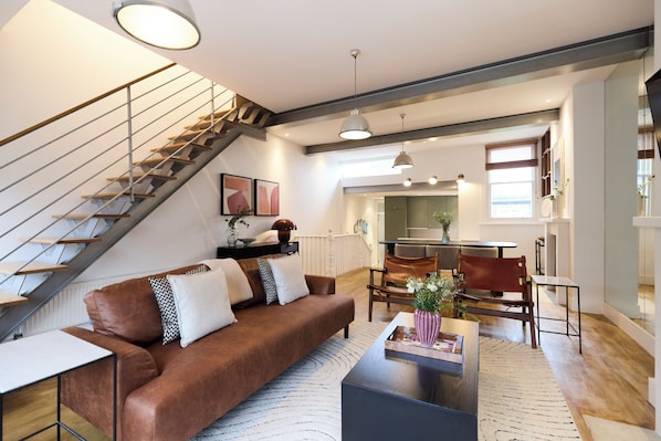 Appartement (2 Bedrooms) | Aire de séjour