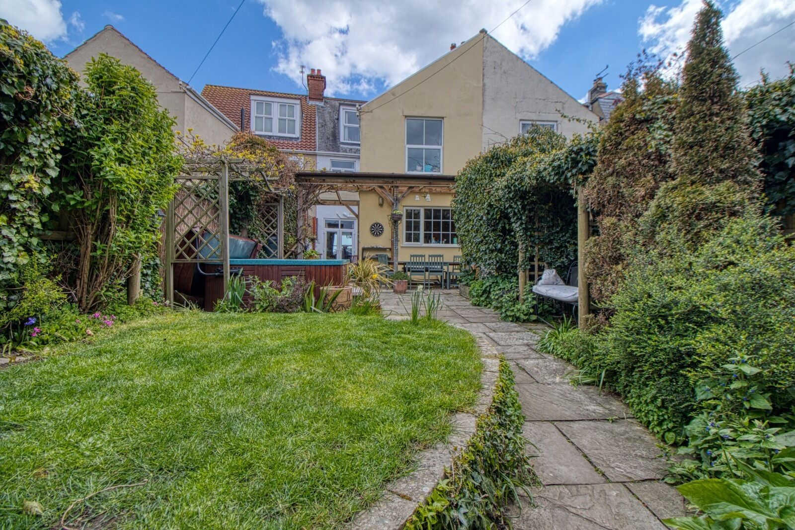 Terrain de l’hébergement 