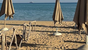 Playa en los alrededores y traslado desde/hacia la playa gratis
