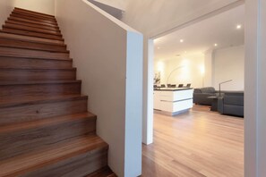 Interior - Spacious 3 BDR family home with Parking and BBQ! (Perth)