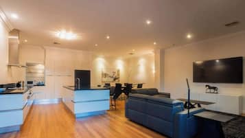 TV, offices
