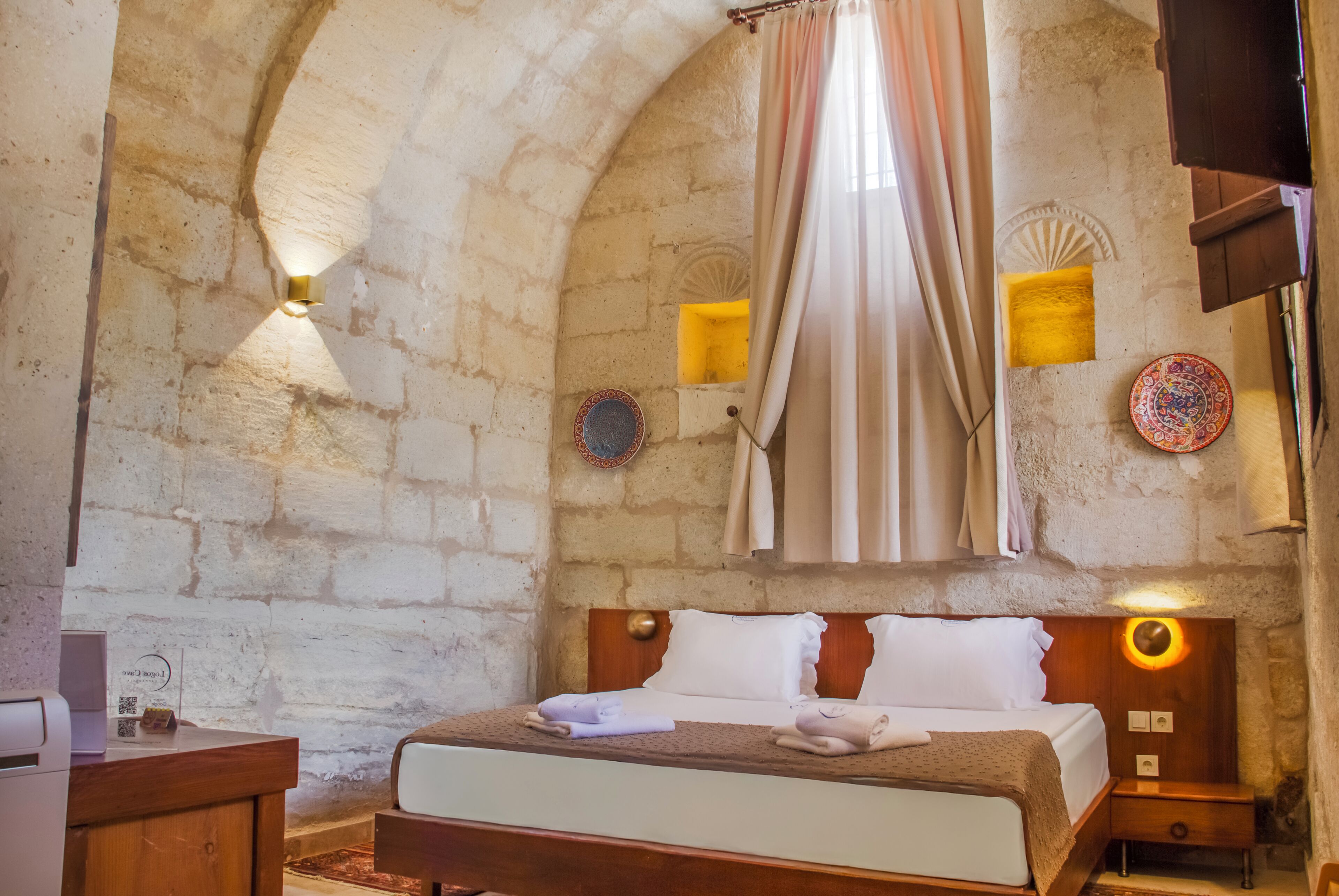 Deluxe Room, Valley View | Premium bedding, memory foam beds, minibar, in-room safe