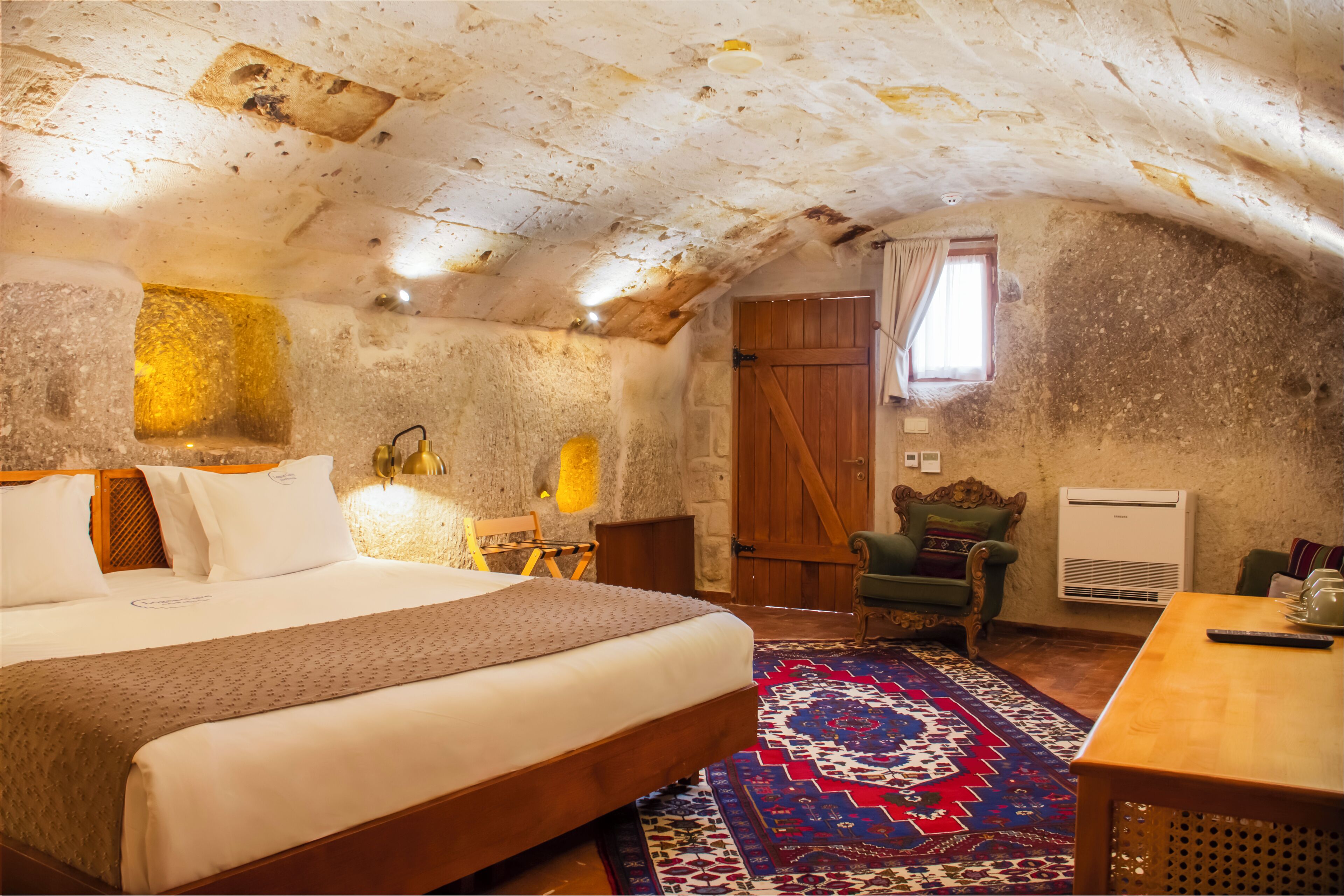 Deluxe Room | Premium bedding, memory foam beds, minibar, in-room safe