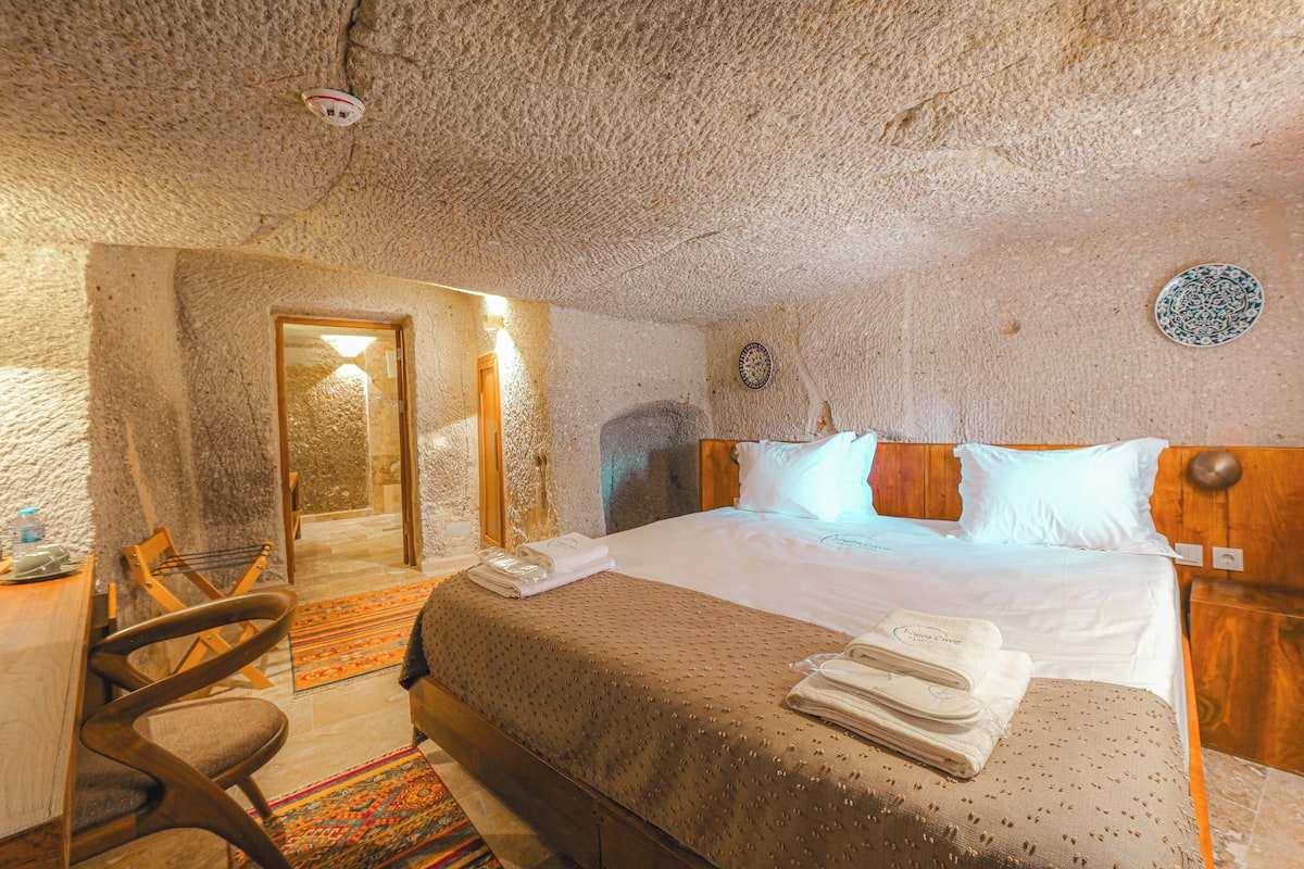 Standard Room, Valley View | 1 bedroom, premium bedding, memory foam beds, minibar