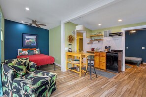 Interior - The Cottage at Starlight Meadow (Wimberley)