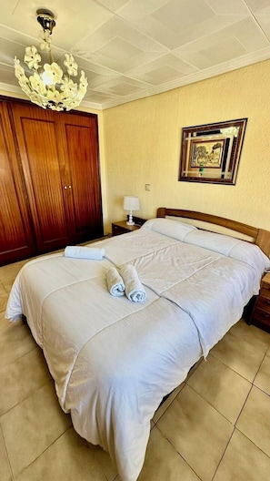 2 bedrooms, iron/ironing board, WiFi - Apartamento Benidorm REF 010 (Benidorm)
