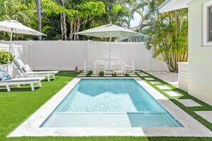 Beheizter Pool