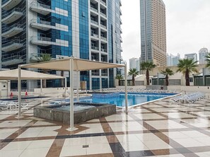 Pool - StayShort - Chic Marina-View Studio in Bay Central, Marina! (Dubai Marina)