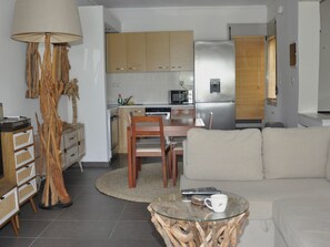 Deluxe Villa, Sea View | Private kitchen | Espresso maker, electric kettle - MD Pool Villa by Halkidiki Villas (Kassandra)