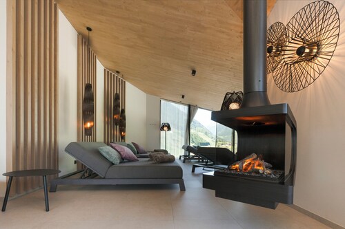 ELVA Premium Apartment Hotel