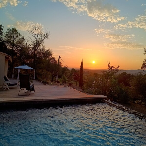 Piscine extérieure, piscine chauffée