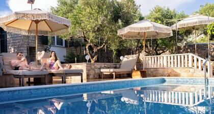 Moya Boutique Sleep - Sunset Bliss Suite 1