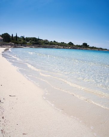On the beach. Moya Boutique Sleep - Seaside Bungalow 1