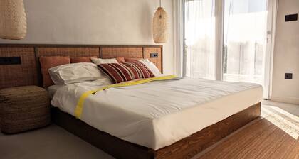 A Luxurious Mediterranean Escape on a Serene Island - Sunset Bliss Suite /2