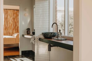 3 chambres, Wi-Fi gratuit, draps fournis