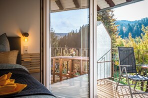 Double Room, Balcony, Mountain View