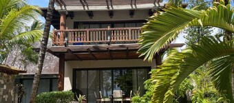 Sankhara Private Beach Luxury Villas : Villa - Beach Front