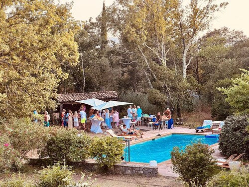 Charming provencal villa with beautiful garden and pool near Sainte-Maxime!