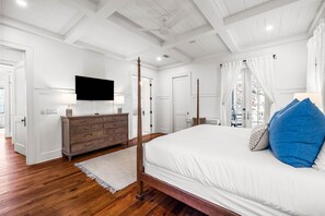 4 bedrooms, free WiFi, bed sheets