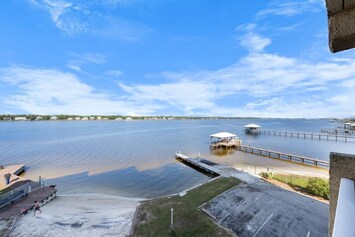 19 CP308 VIEW