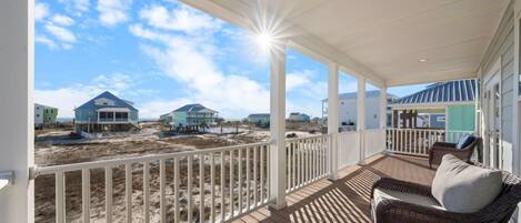 المنطقة المحيطة بالمنشأة