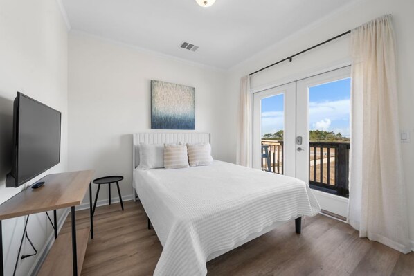 3 chambres, fer et planche à repasser, accès au Wi-Fi (inclus)