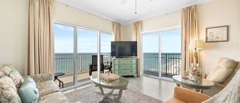 Smart TV, table football