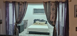3 bedrooms, iron/ironing board, WiFi