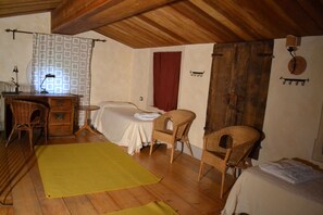 Appartement, uitzicht op heuvels | 2 slaapkamers, gratis wifi